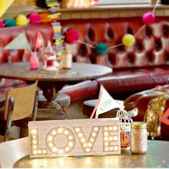 Picture of Letrero Love con Luz