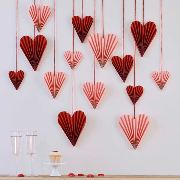 Decorados Colgantes Corazones Papel Rosa y Rojo