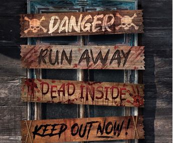 Imagen de Carteles de Terror Halloween – Danger, Run Away, Dead Inside, Keep Out (70x13 cm, 4 uds.)
