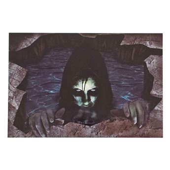 Imagen de Felpudo Decorativo Halloween Niña del Pozo (60cm x 40cm)