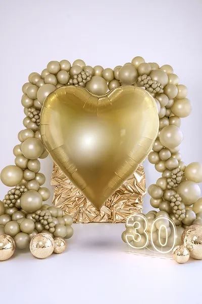 Picture of Globo de Foil Corazón XXL Dorado (136x129 cm)
