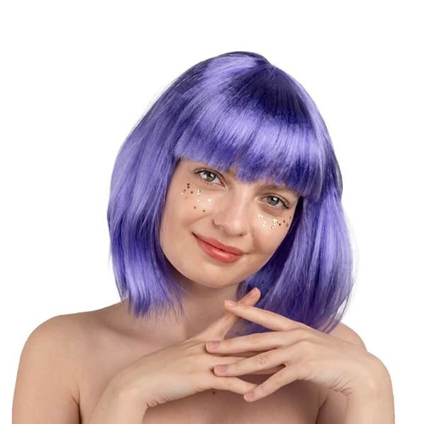 Imagens de Peluca corta morada con flequillo